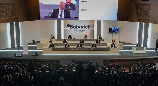 Banco Sabadell supera expectativas con un aumento de ganancias