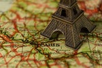 Caen mercados europeos por incertidumbre electoral en Francia