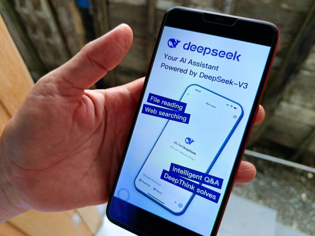 DeepSeek sigue siendo gratuito y enfrenta restricciones globales