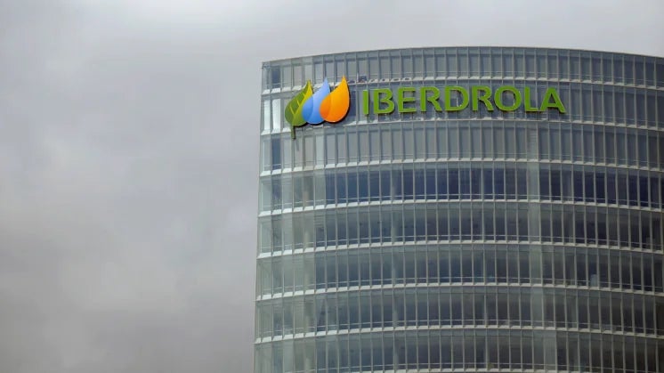 Acciones de Iberdrola (IBE) caen tras ajuste de Morgan Stanley, mientras Santander (SAN) y Airbus (AIR) se fortalecen