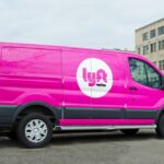 Lyft (LYFT) sorprende con ganancias y apuesta por vehículos autónomos en 2025