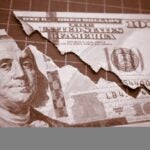 Ed Yardeni reduce probabilidad de recesión y sube meta del S&P 500 tras acuerdo comercial