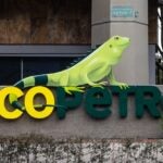 Ecopetrol firma acuerdo para adquirir hasta 1,3 GW en proyectos solares y eólicos en Colombia