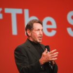 Larry Ellison supera a Zuckerberg y Bezos tras récord bursátil de Oracle