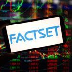 5 acciones en el foco este lunes: FDS, CMC, AGMH, JRSH y KBH