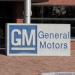 GM, Toyota y otros critican a la NHTSA por frenar la innovación
