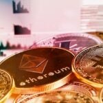 Rally de criptomonedas impulsa nuevos récords históricos pese a aranceles de Trump