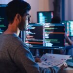 Microsoft revela los trabajos más amenazados por la inteligencia artificial (y los más seguros)