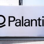 Palantir registra ingresos récord de 1.000 M$ gracias a la adopción de IA nacional