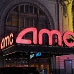 Acciones de AMC suben tras batir previsiones con resultados récord en el trimestre