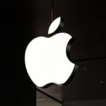 Apple enfrenta críticas por su estrategia de IA y riesgo para el legado de Tim Cook