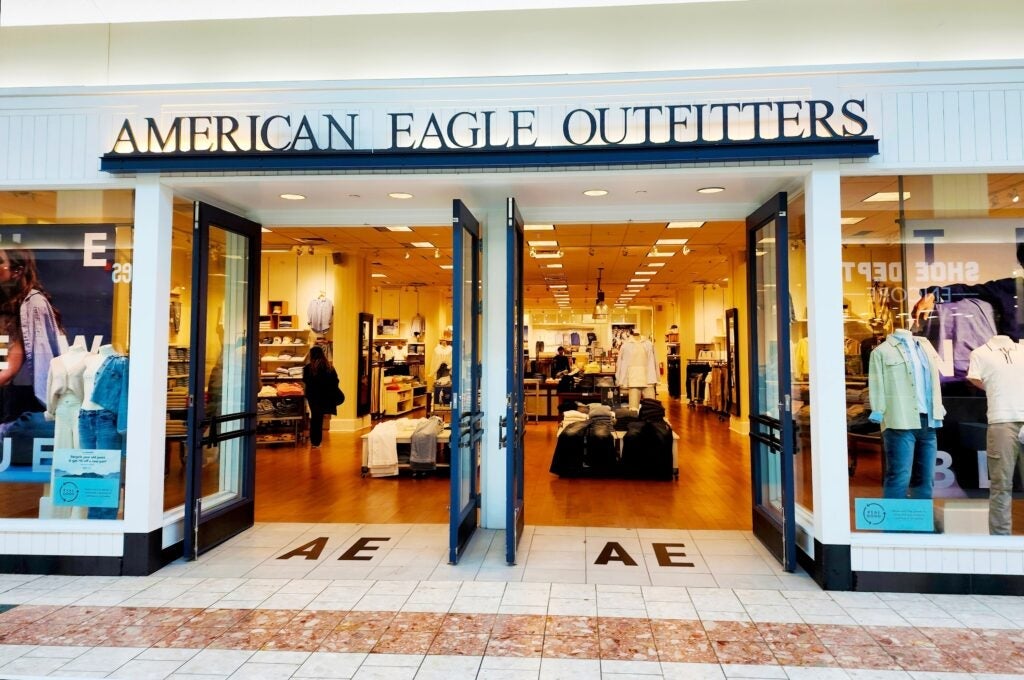 Acciones de American Eagle (AEO) suben tras alianza con Travis Kelce y su marca Tru Kolors Acciones de American Eagle (AEO) suben tras alianza con Travis Kelce y su marca Tru Kolors