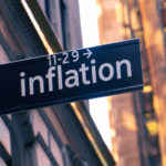 La inflación PCE sube en EE.UU. y complica los planes de recorte de tasas de la Fed