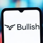 Las acciones de Bullish (BLSH) suben más de un 12%; Aquí están 20 acciones que se mueven en premercado