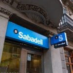 Sabadell se fractura ante la OPA del BBVA y Repsol ajusta su riesgo geopolítico