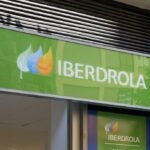 Acciones de Iberdrola suben por posible alianza en renovables con grandes fondos