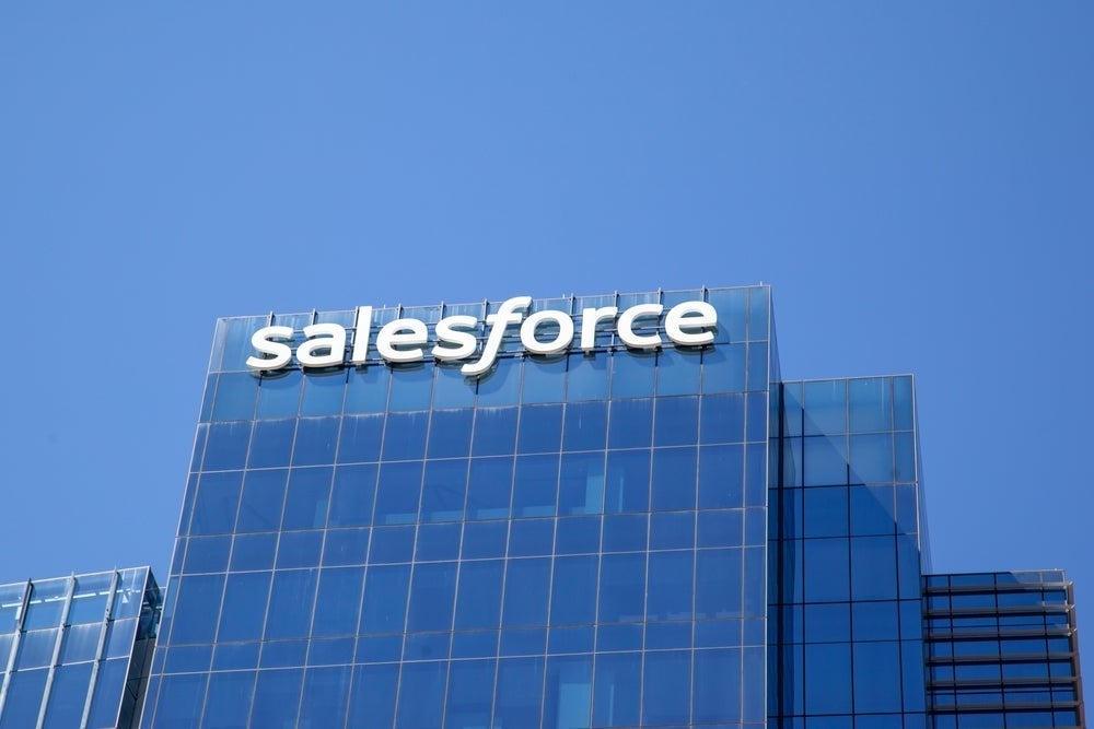Acciones de Salesforce suben tras fijar ambicioso objetivo de ingresos y expansión en IA Acciones de Salesforce suben tras fijar ambicioso objetivo de ingresos y expansión en IA