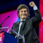 Javier Milei consolida su poder en Argentina tras victoria legislativa y respaldo de Trump