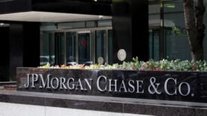 Acciones de JPMorgan Chase (JPM) registran un salto en la puntuación de Crecimiento en Benzinga