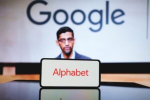 Alphabet supera los 100.000 millones en ingresos gracias al impulso de la IA