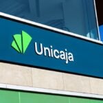 Unicaja mejora su beneficio interanual y refuerza capital pese a menor margen de intereses
