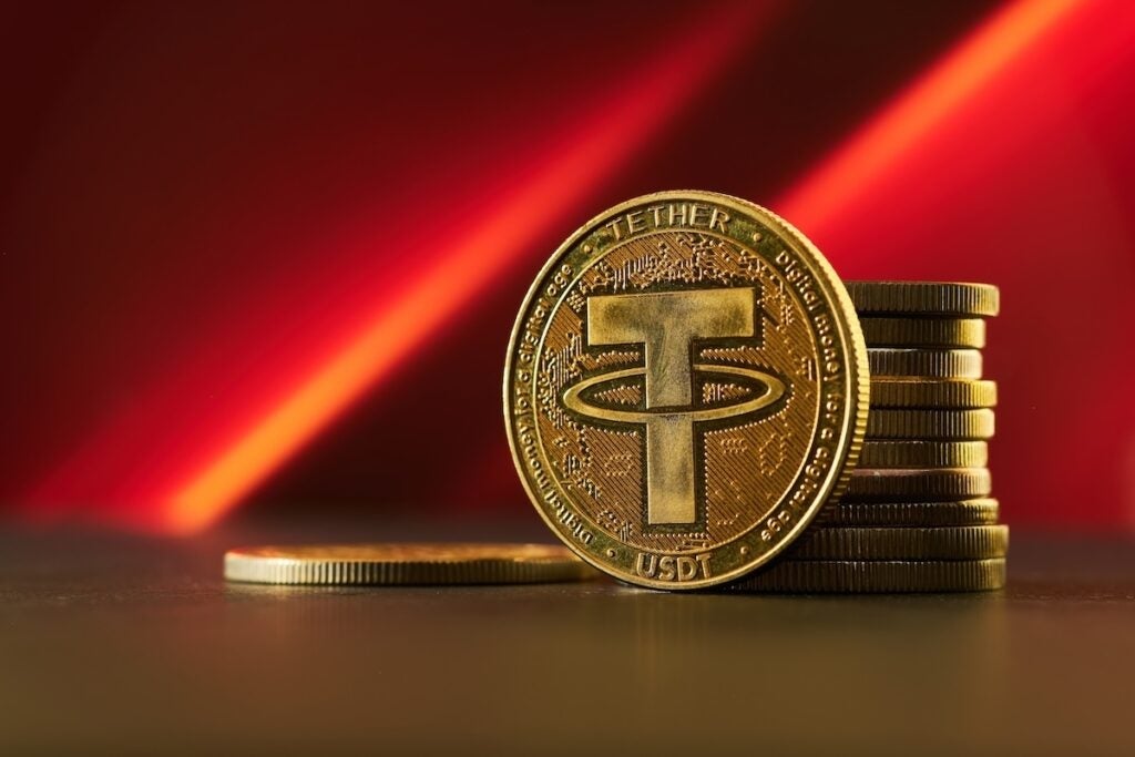 Tether supera a Alemania y Corea del Sur en bonos del Tesoro de EE. UU., según su CEO Tether supera a Alemania y Corea del Sur en bonos del Tesoro de EE. UU., según su CEO