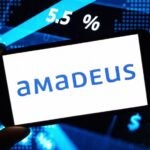 Amadeus mantiene el vuelo alto pese al enfriamiento del turismo mundial