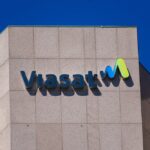 Acciones de Viasat (VSAT) suben alrededor del 13%; Aquí están 20 acciones que se mueven en el premercado