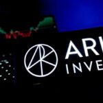 Ark Invest ajusta su cartera: compras en Alibaba y Baidu, ventas en Reddit