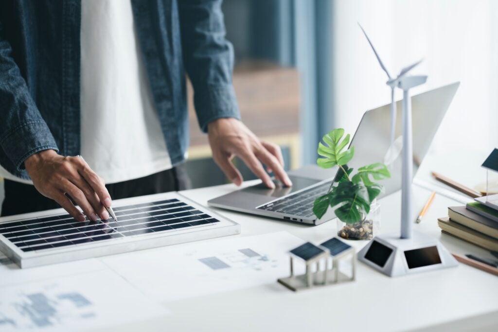 Acciones de Acciona caen tras revelar un freno en su negocio energético pese a avances en renovables Acciones de Acciona caen tras revelar un freno en su negocio energético pese a avances en renovables