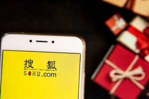 Cinco acciones en el foco este lunes: ARMK, JJSF, SOHU, ACM y HP