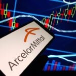 Acciones de ArcelorMittal y Acerinox se disparan por posible reducción de aranceles entre UE y EEUU