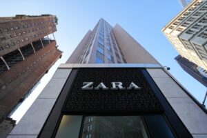Inditex anticipa crecimiento moderado mientras el mercado espera sus resultados trimestrales