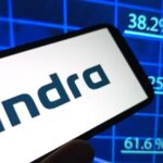 Acciones de Indra brillan mientras el consejo aborda decisiones clave y posibles fusiones