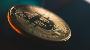 Bitcoin podría subir antes de otra caída, advierte el analista Benjamin Cowen