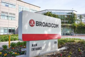 Acciones de Broadcom ganan atractivo: OpenAI y Anthropic disparan la demanda de infraestructura para IA