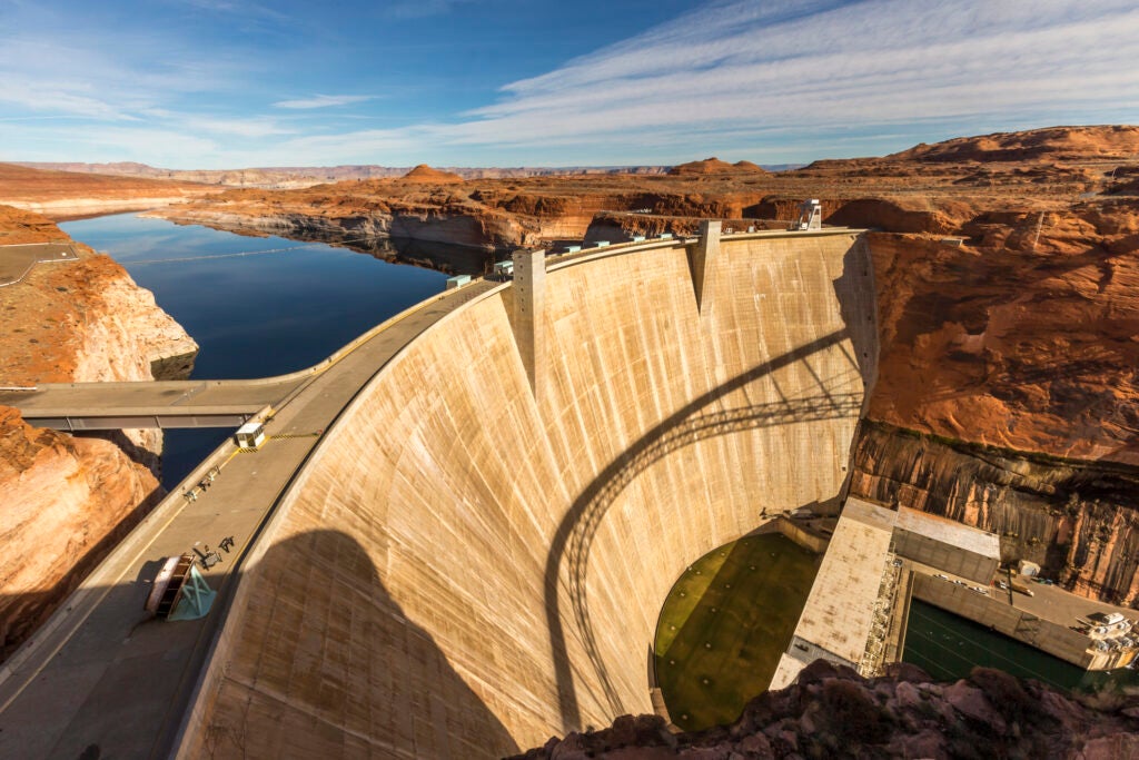 Infrastrutture, il clima cambia e i governi si muovono: ecco le opportunità da cogliere