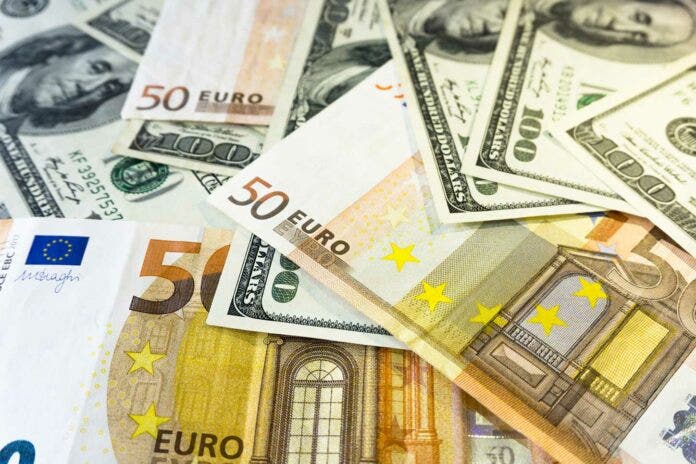 Euro destinato a restare debole su dollaro, ecco cosa vuol dire per gli investitori