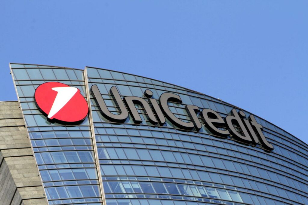 UniCredit ok in Borsa dopo Orcel su rialzo stime