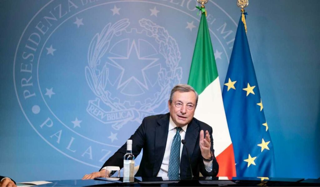 Gas, via libera dall’Ue al tetto al prezzo del gas: la vittoria di Draghi