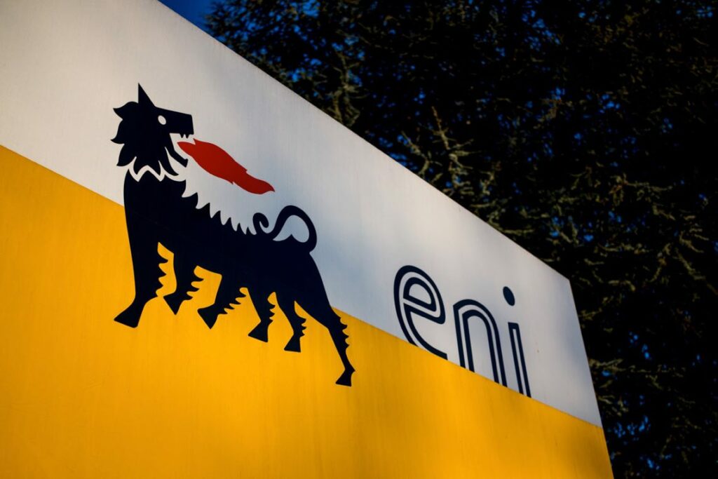 Utili record per Eni a 10,8 miliardi in nove mesi, titolo in rialzo a Piazza Affari