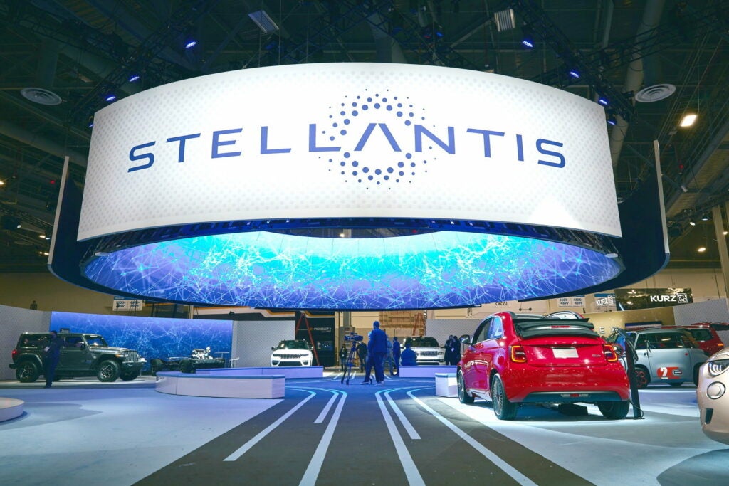 Stellantis corre in Borsa dopo conti positivi