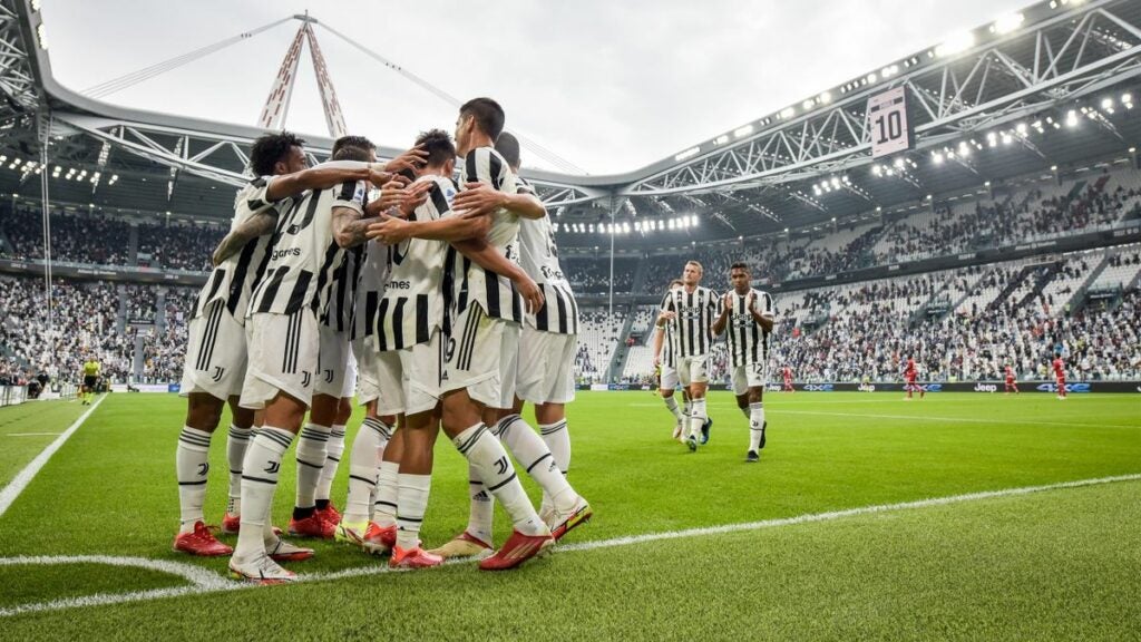 La Juventus lascia la Super Lega, titolo in positivo a Piazza Affari