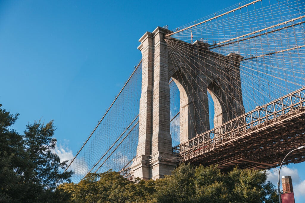 Neuberger Berman: la storia del Ponte di Brooklyn come esempio di innovazione