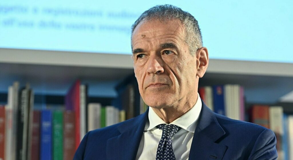 Cottarelli a Financialounge.com: “Pnrr, Comuni e Regioni temono la perdita di risorse”