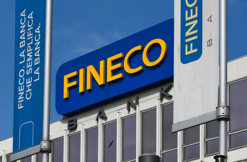 Raccolta a 486 milioni di euro per Finecobank a luglio, prosegue la crescita dei clienti