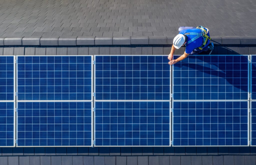 Installare un impianto fotovoltaico: tutte le procedure da seguire