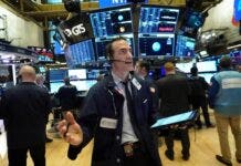 Mercati azionari, per scegliere tra Europa e Wall Street non basta guardare alle banche centrali