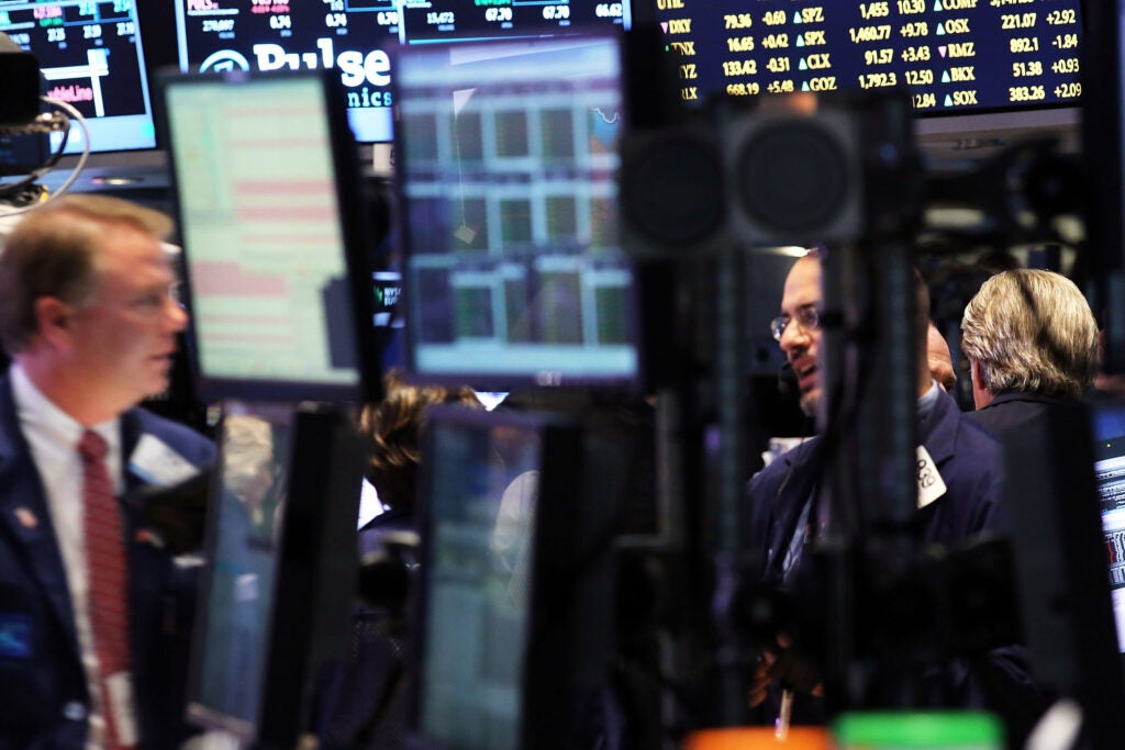 Borse in positivo dopo accordo per evitare lo shutdown americano