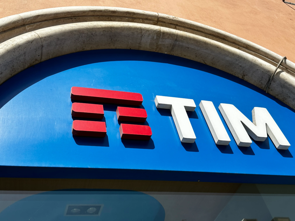 Risiko Tim, ecco cosa sta succedendo